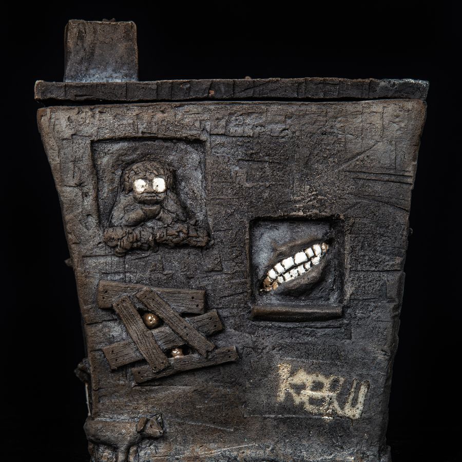 Ceramics by Karol Zagórowski
