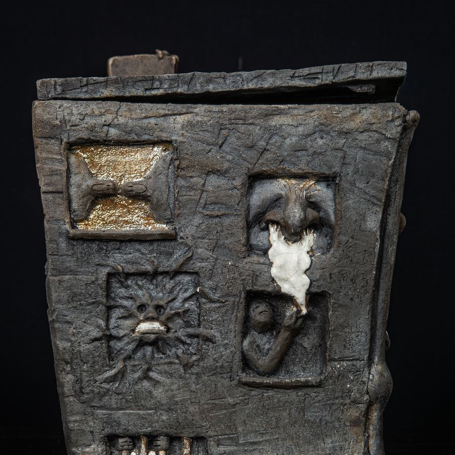 Ceramics by Karol Zagórowski